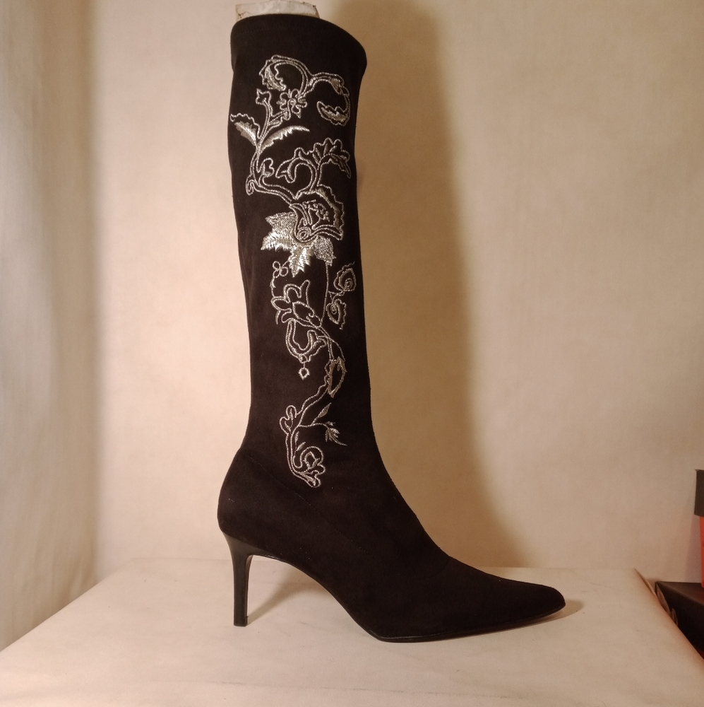 Women's Vintage Boots Size 7.5